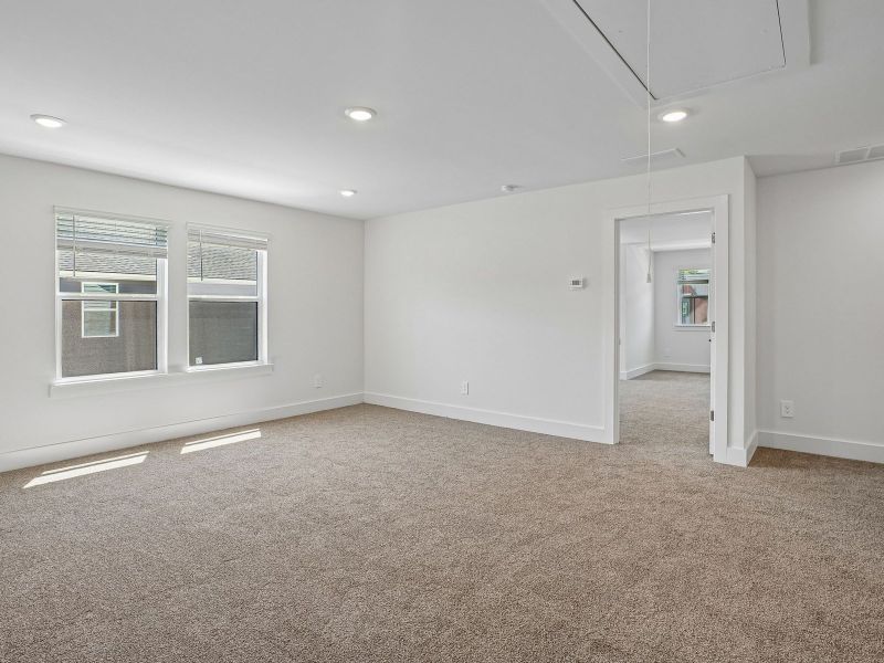 Spacious, unfurnished interior of a new home in Station Hill - Estate Series, Franklin (Image 18). Spacious, unfurnished interior of a new home in Station Hill - Estate Series, Franklin (Image 18).