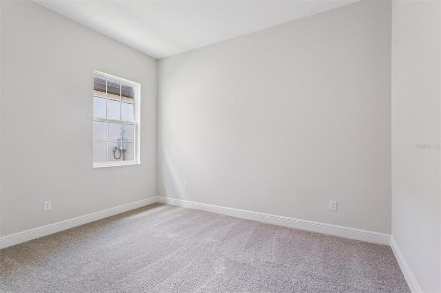 Spacious, unfurnished interior of a new home in Triple Creek, Riverview (Image 21).