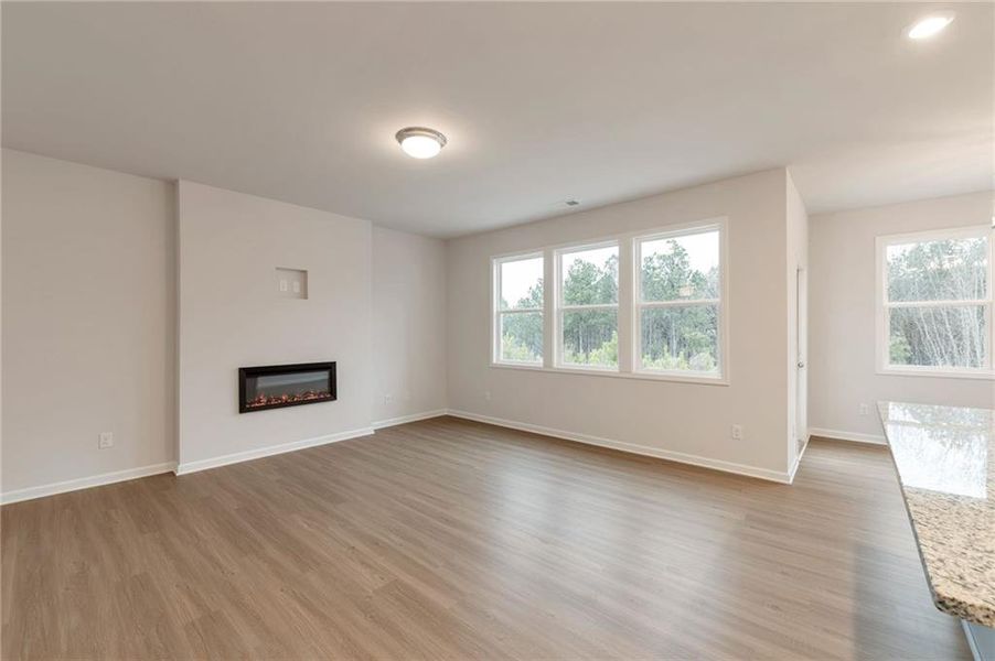 Spacious, unfurnished interior of a new home in , Calhoun (Image 23).