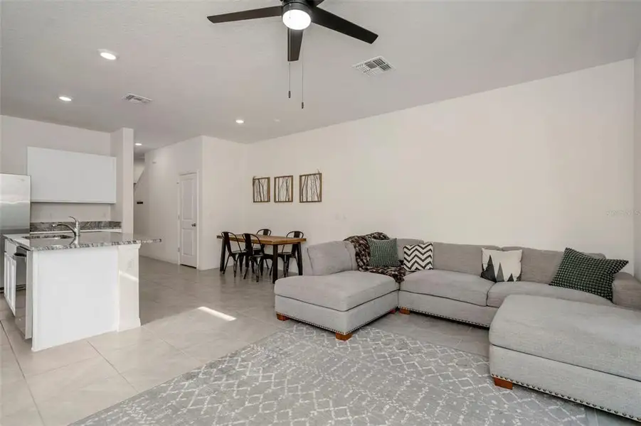 Furnished interior view inside a new home in , Land O' Lakes (Image 8).
