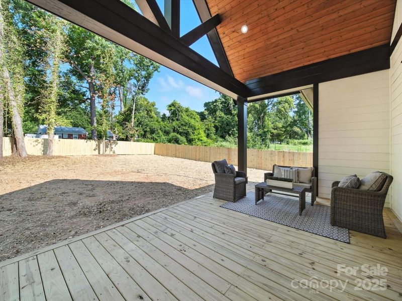 Image 37 of a home in .