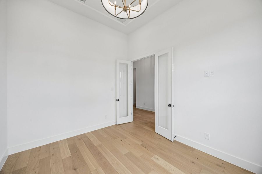 Spacious, unfurnished interior of a new home in The Parks at Wilson Creek, Celina (Image 56). Spacious, unfurnished interior of a new home in The Parks at Wilson Creek, Celina (Image 56).