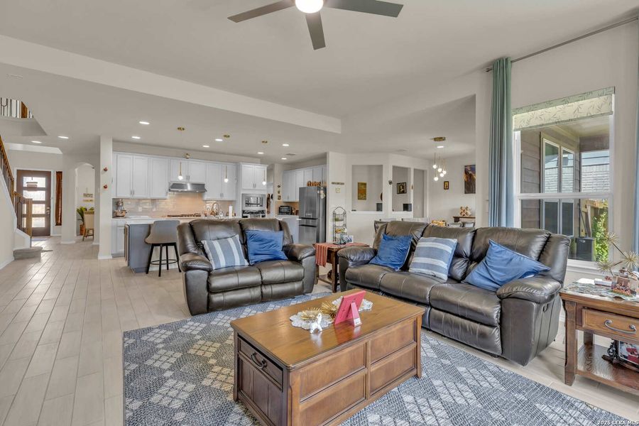 Furnished interior view inside a new home in Davis Ranch, San Antonio (Image 10).