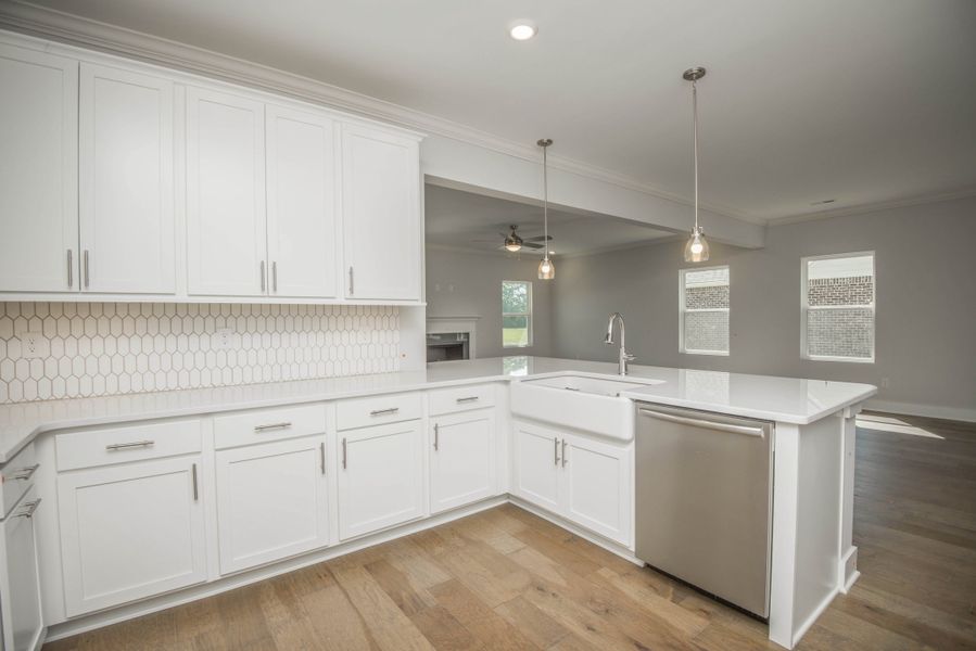 *Photo of example home. Selections and Finishes May Vary.* *Photo of example home. Selections and Finishes May Vary.*