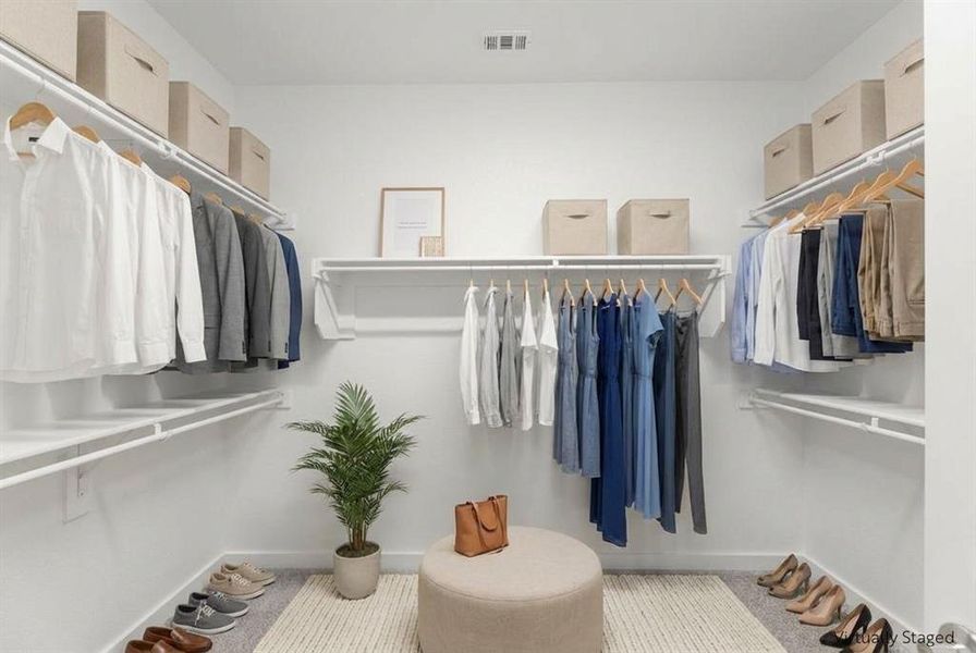 508 Sherwood primary closet vs Hawthorn (11)