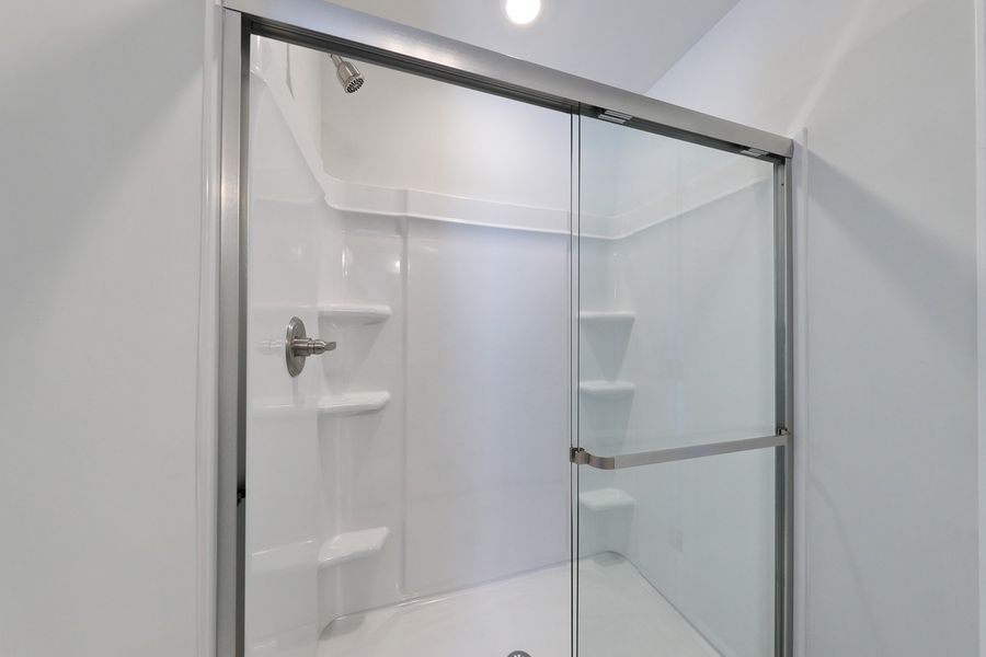 Image 45 of a home in Jordan Grove.