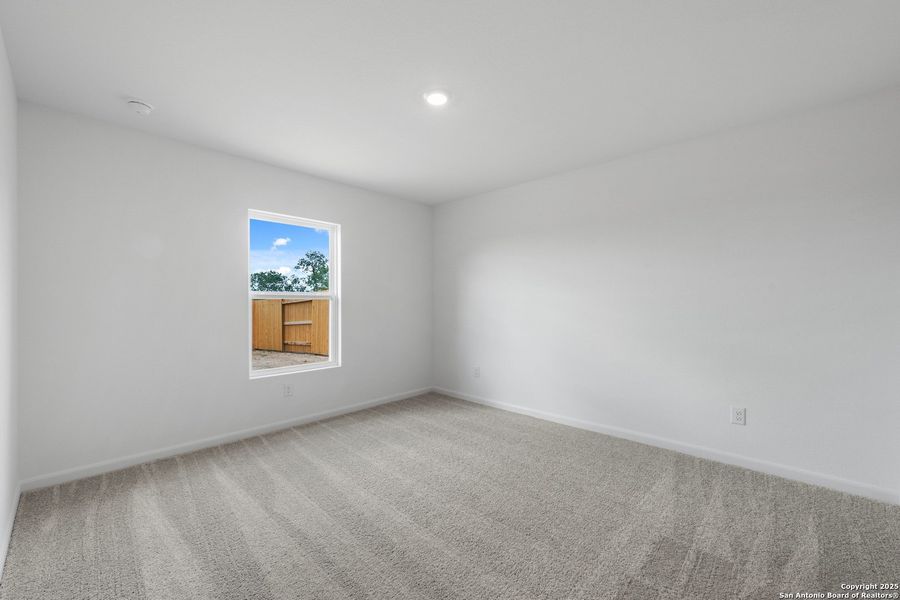 Spacious, unfurnished interior of a new home in Blue Wing, San Antonio (Image 15). Spacious, unfurnished interior of a new home in Blue Wing, San Antonio (Image 15).