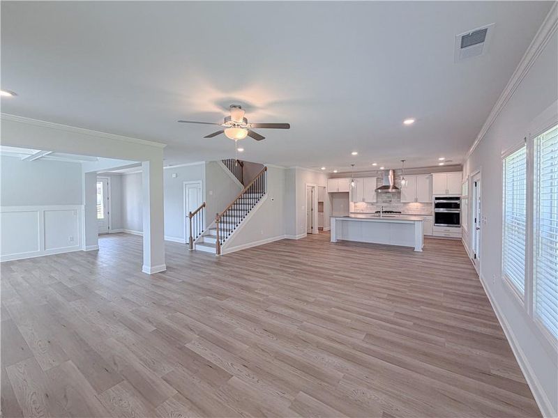 Spacious, unfurnished interior of a new home in , Dallas (Image 35).