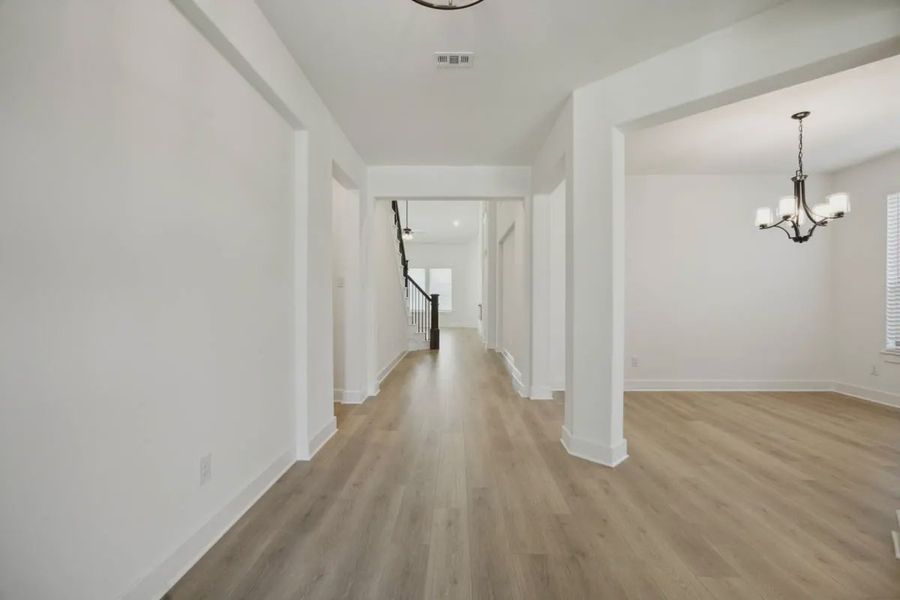 Spacious, unfurnished interior of a new home in Silo Mills, Joshua (Image 10). Spacious, unfurnished interior of a new home in Silo Mills, Joshua (Image 10).