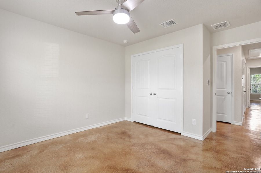 Spacious, unfurnished interior of a new home in , Spring Branch (Image 15).