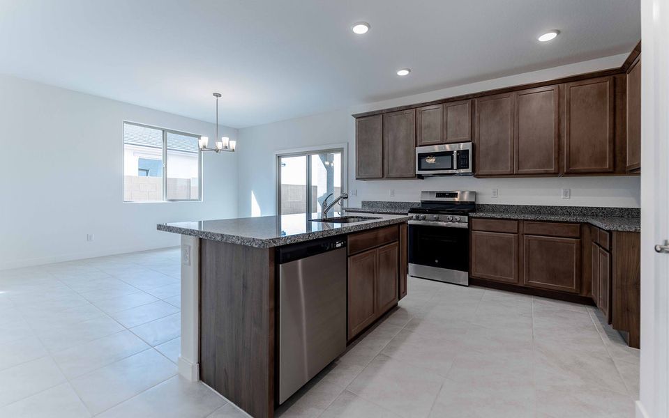 Furnished interior view inside a new home in Rancho Santa Rosa, Maricopa (Image 7).