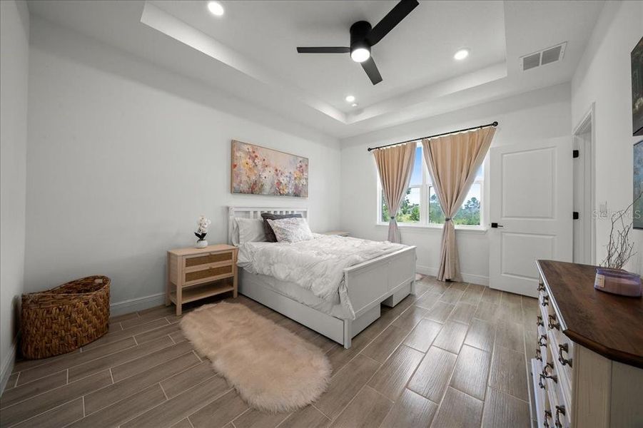 Furnished interior view inside a new home in , Ocala (Image 7).
