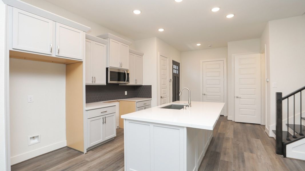 Furnished interior view inside a new home in Independence Heights, Houston (Image 8).