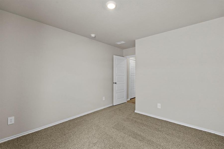 Spacious, unfurnished interior of a new home in Sunnycreek, Crowley (Image 26).