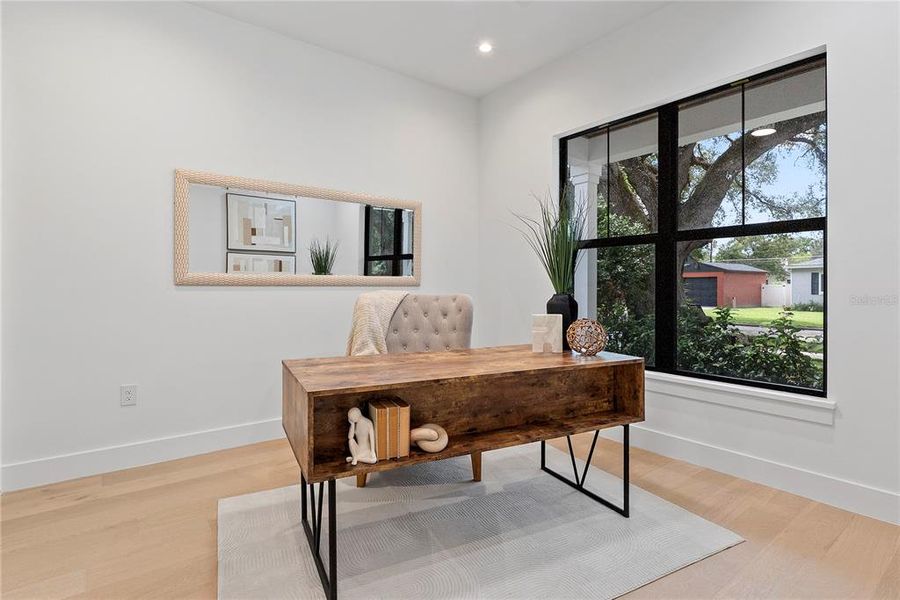 Furnished interior view inside a new home in , Orlando (Image 8).