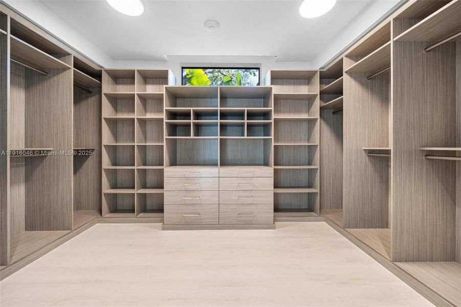 Furnished interior view inside a new home in , Miami (Image 52). Furnished interior view inside a new home in , Miami (Image 52).