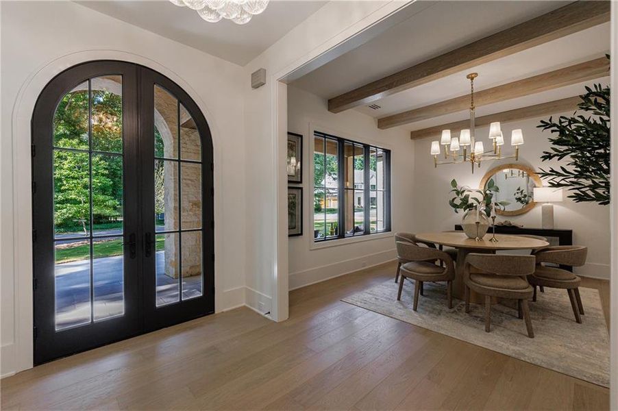 Furnished interior view inside a new home in , Alpharetta (Image 5).