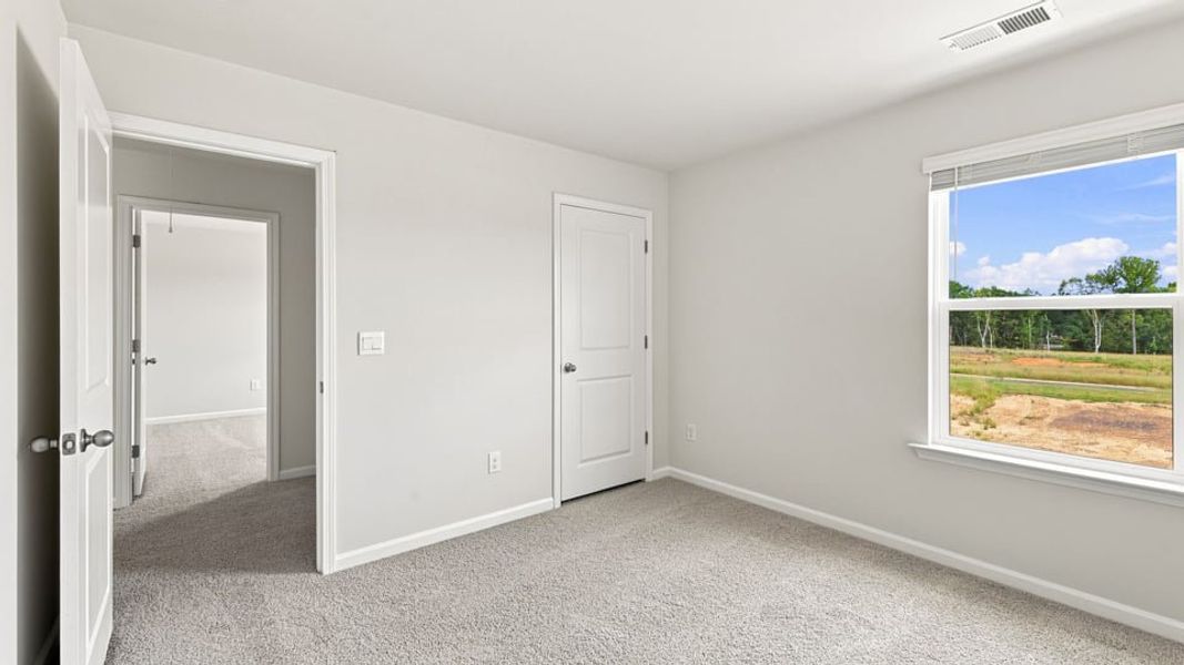 Spacious, unfurnished interior of a new home in Harrier Point, Woodruff (Image 31).