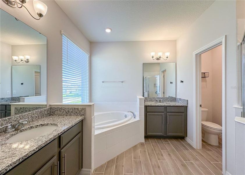 Furnished interior view inside a new home in , Winter Garden (Image 6).