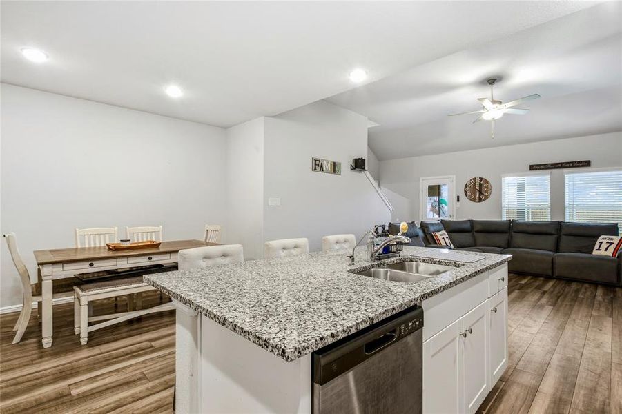 Furnished interior view inside a new home in Forest Park, Princeton (Image 26).