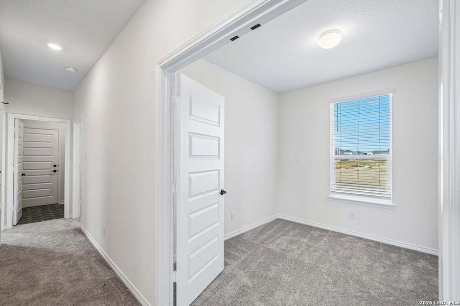 Spacious, unfurnished interior of a new home in The Granary - Heritage Collection, San Antonio (Image 22).