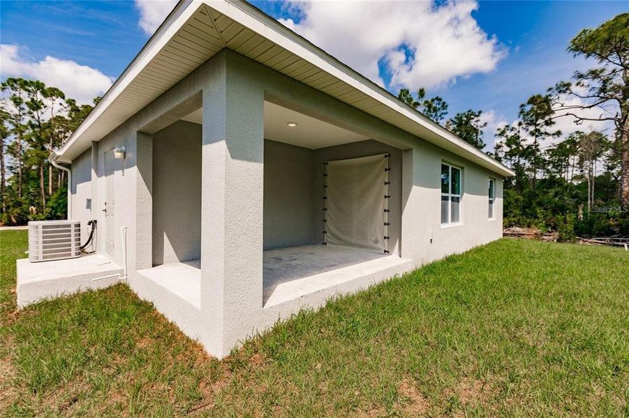 Exterior details and patio area of a home in , Punta Gorda (Image 18).