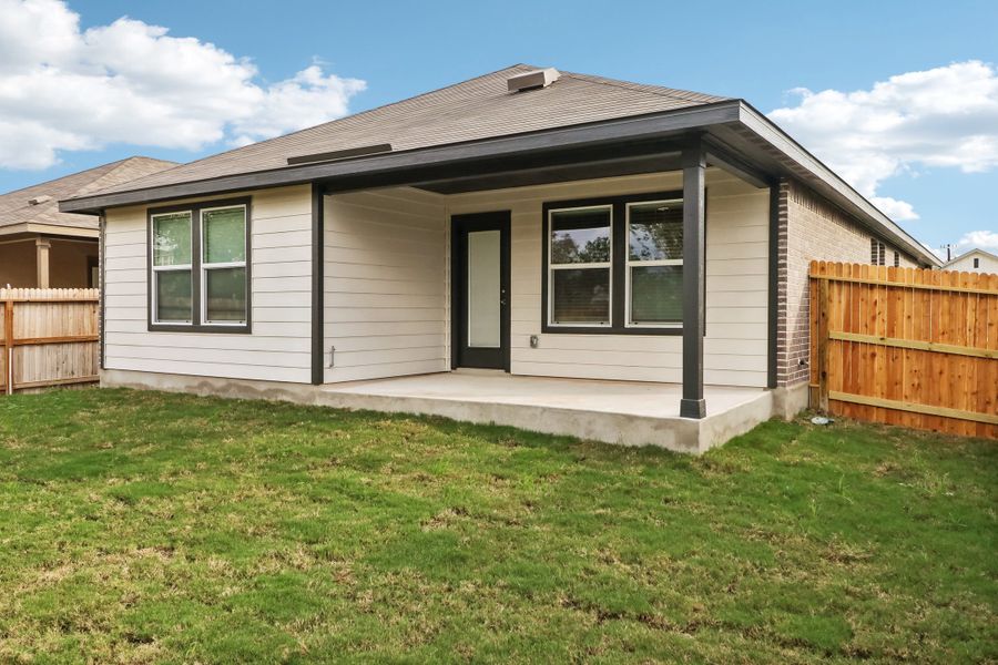 Back exterior of the Cascade floorplan at a Meritage Homes community.