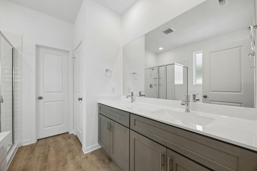 Furnished interior view inside a new home in Pulte Homes at Two Step Farm, Montgomery (Image 12).