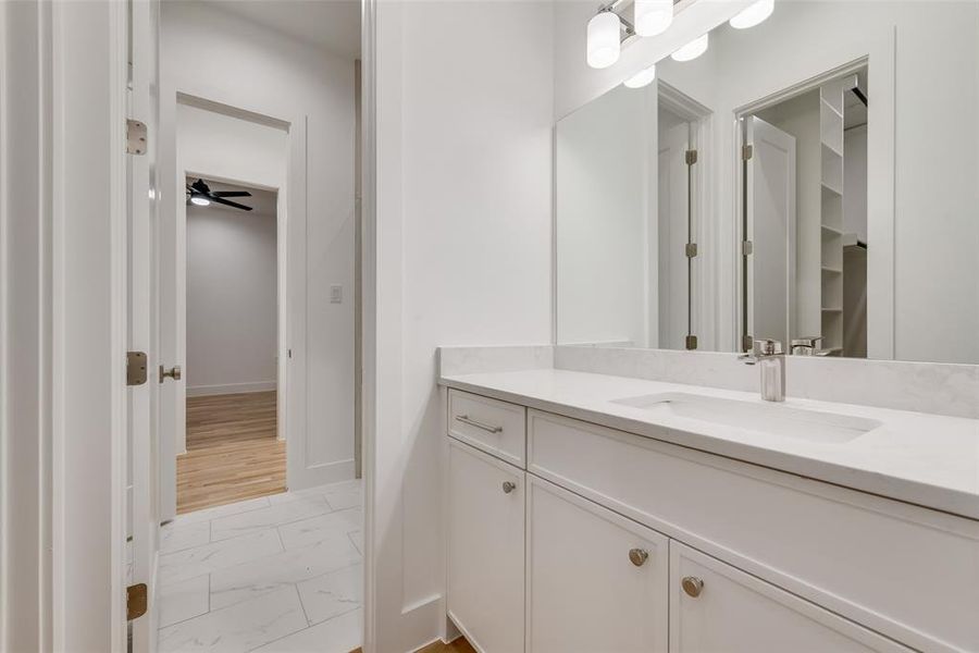 Furnished interior view inside a new home in , Dallas (Image 12).