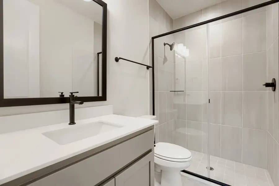 3137 Sir Judge - Full Bathroom