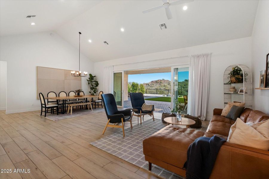 Great Room - Expansive Slider Wall Great Room - Expansive Slider Wall