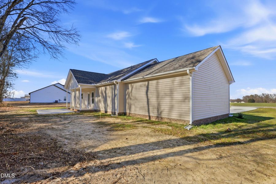 04-275 Paul Hare Rd-4