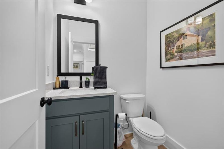 Furnished interior view inside a new home in Livingstone Park, Kennesaw (Image 28).