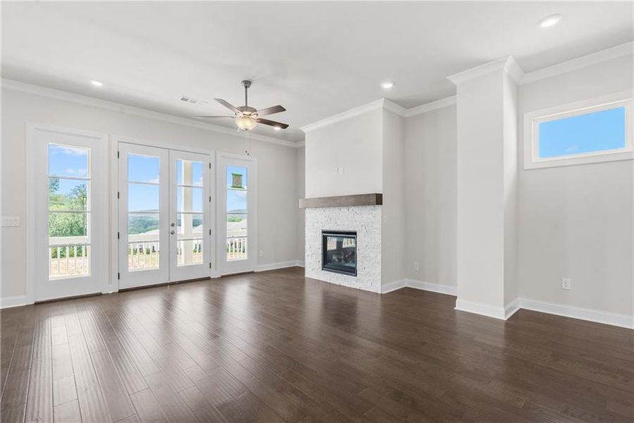 Spacious, unfurnished interior of a new home in Palisades Single Family, Cumming (Image 24).