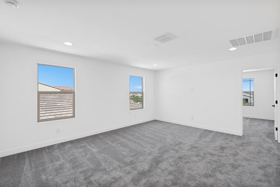 Representative unfurnished interior of a home built from the Winsor by Taylor Morrison in Stonehaven Discovery Collection, Glendale (Image 30).