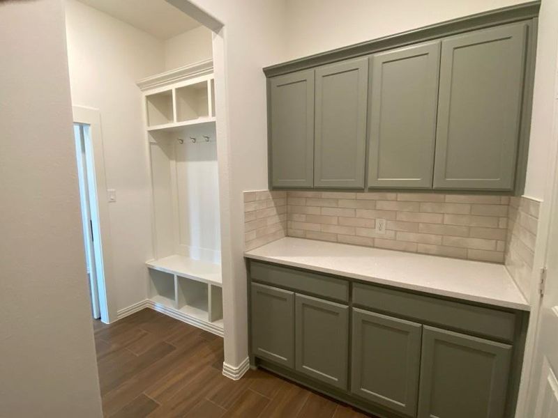 Furnished interior view inside a new home in Hillview Addition, Decatur (Image 9).