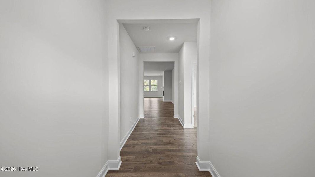 Spacious, unfurnished interior of a new home in Villa Grande, Winterville (Image 12).