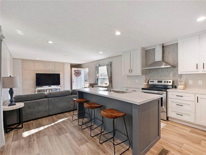 Furnished interior view inside a new home in , Danielsville (Image 14).