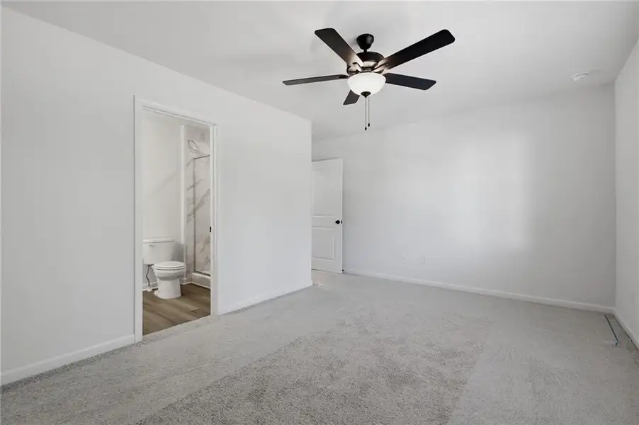 Spacious, unfurnished interior of a new home in , Mableton (Image 16).
