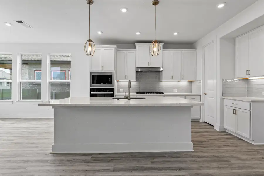 Gorgeous Open Concept Kitchen Gorgeous Open Concept Kitchen