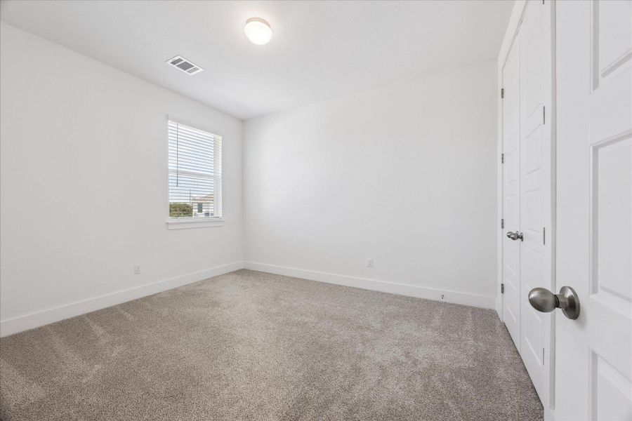Spacious, unfurnished interior of a new home in , Round Rock (Image 13).