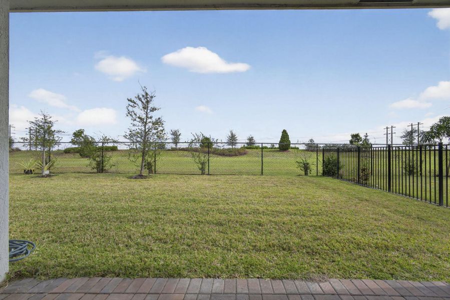 Exterior details and patio area of a home in , Loxahatchee (Image 21).