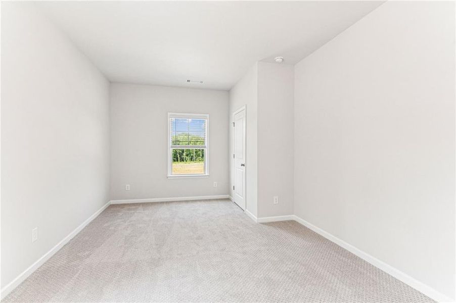 Spacious, unfurnished interior of a new home in , Flowery Branch (Image 41).