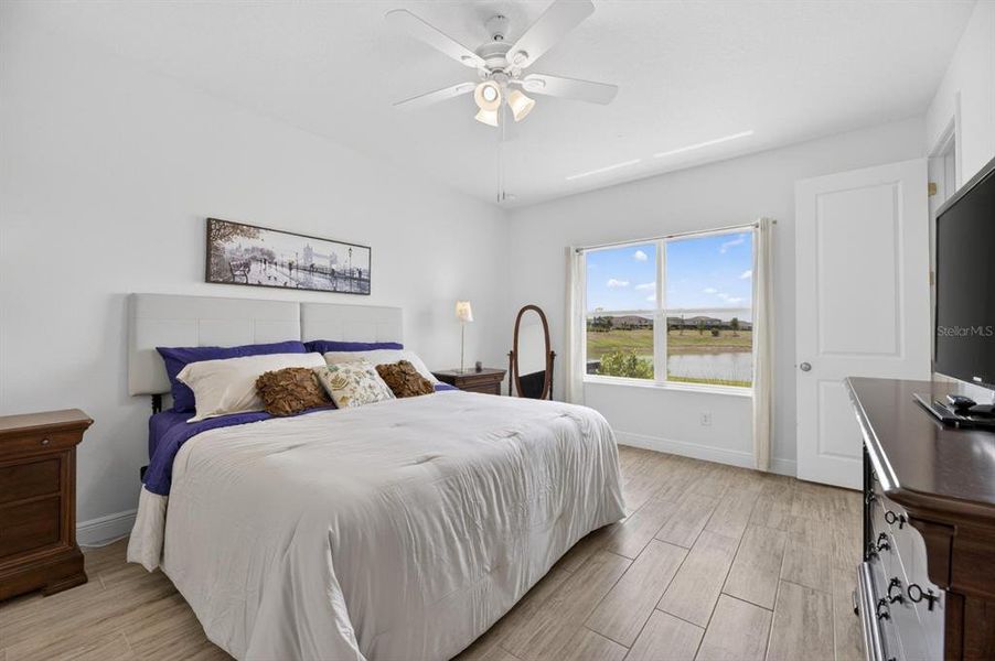 Furnished interior view inside a new home in , Apollo Beach (Image 9).