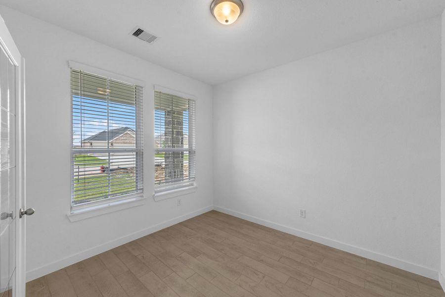 Spacious, unfurnished interior of a new home in Beacon Hill, Waller (Image 29). Spacious, unfurnished interior of a new home in Beacon Hill, Waller (Image 29).