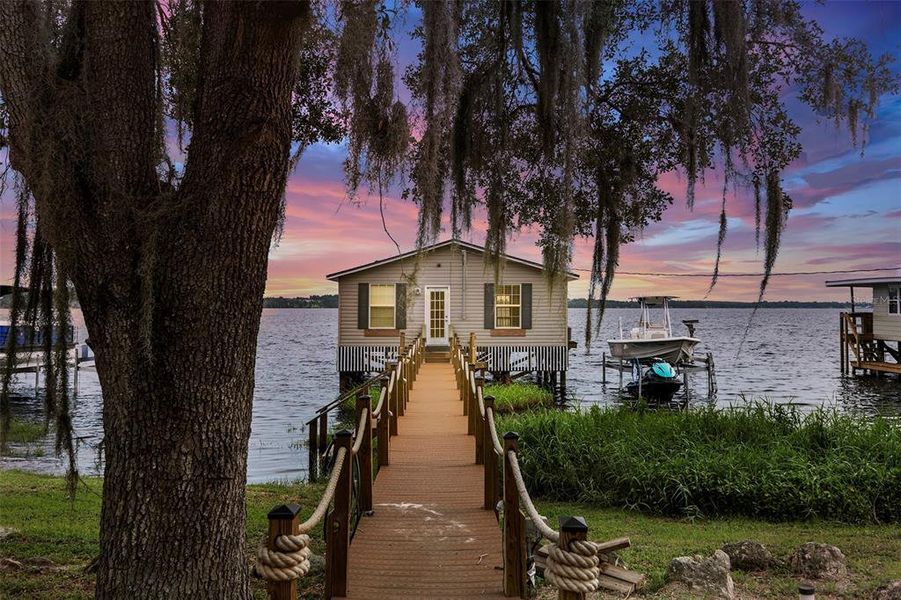 Clubhouse on Lake Clubhouse on Lake