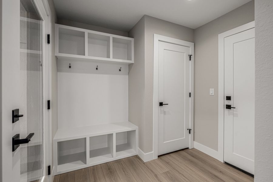 Image 43 of a home in West Grange.