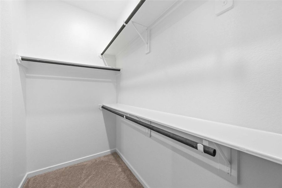 Spacious, unfurnished interior of a new home in La Segarra 40', Brookshire (Image 24).