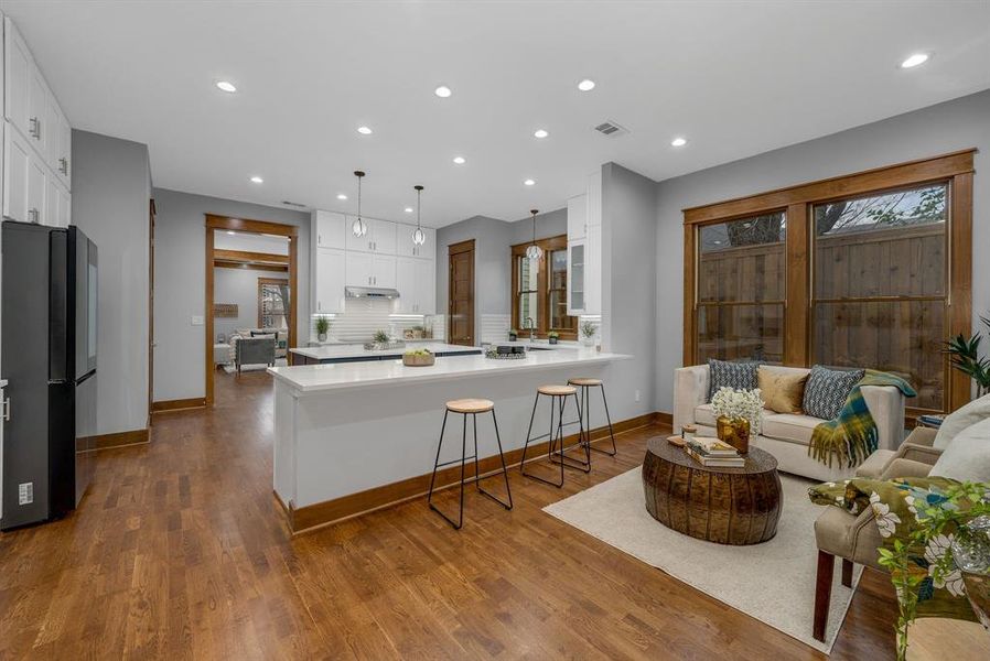 Furnished interior view inside a new home in , Dallas (Image 28).