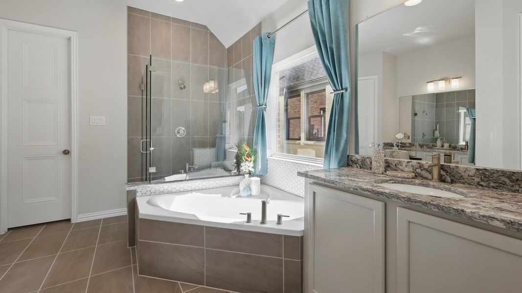 Representative furnished interior of a home built from the Rosewood by Brightland Homes in Green Oaks Preserve, Arlington (Image 12).